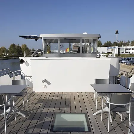 Bed & Breakfast Droomboot